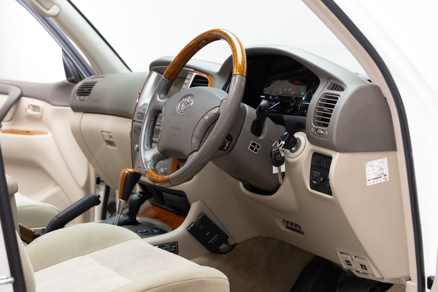 ランドクルーザー100 4.7VX-LTD Gセレクション 4WD