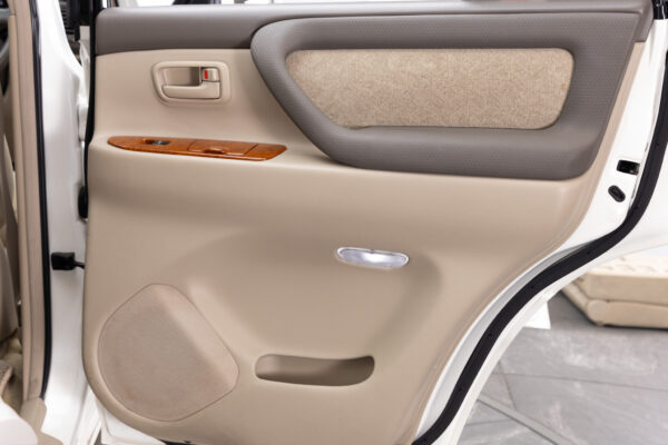 ランドクルーザー100 4.7VX-LTD Gセレクション 4WD