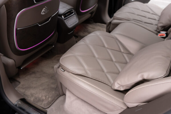 マイバッハEQS SUV 680 4WD