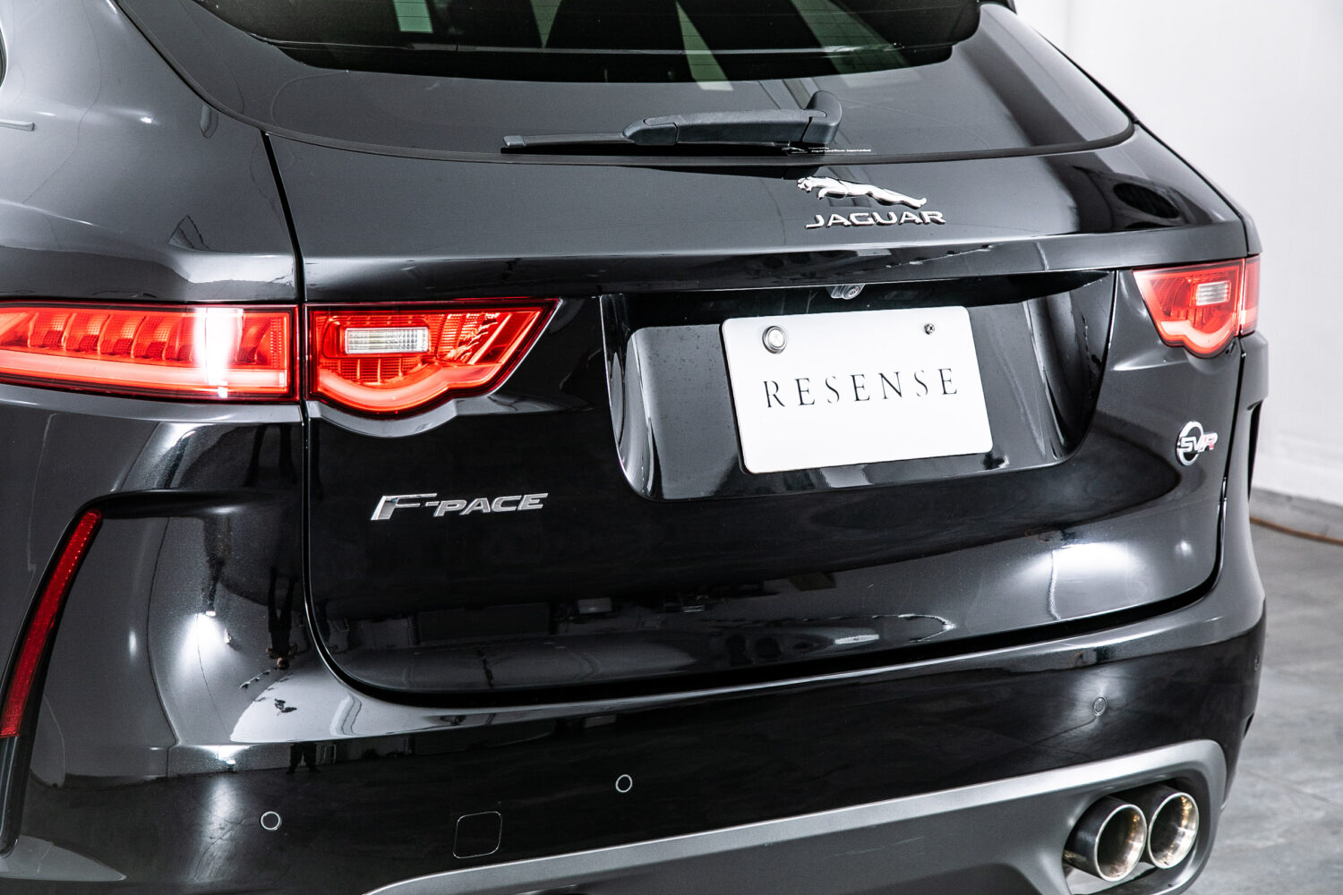 Fペイス SVR 5.0L P550 4WD