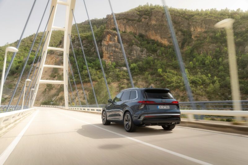 歴史をさらに積み重ねる　新型アウディQ7　万能のパートナーの証明