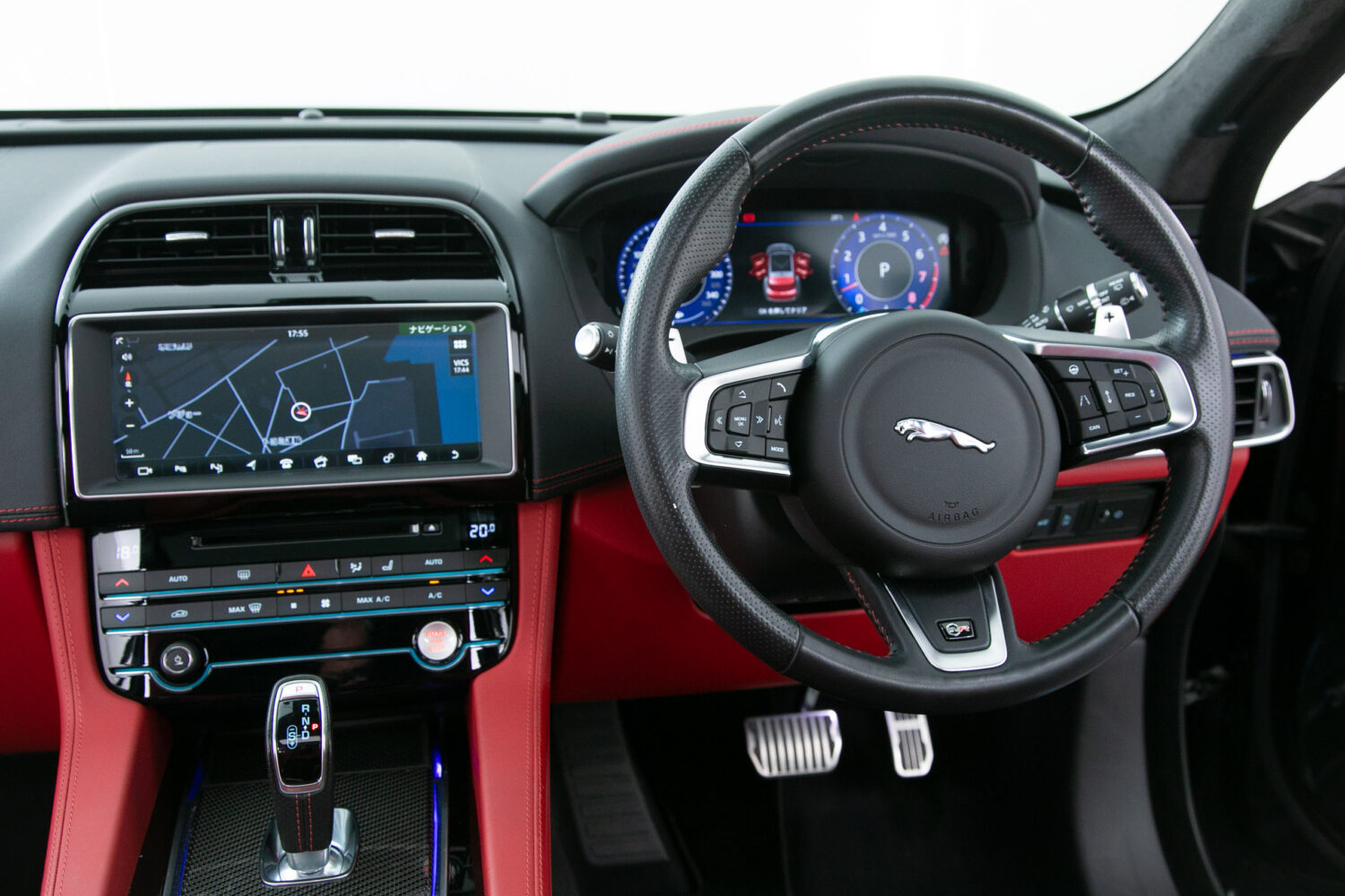 Fペイス SVR 5.0L P550 4WD