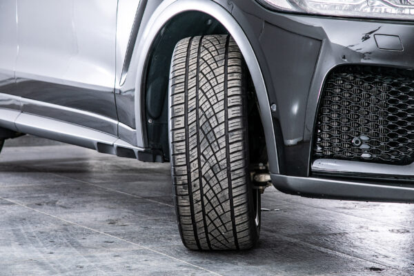 Fペイス SVR 5.0L P550 4WD