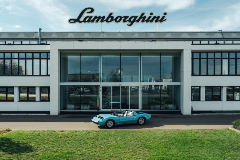アド・ペルソナムの20年 ランボルギーニ 現代に蘇る限定カラーも発表