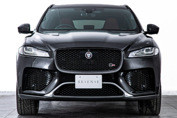 Fペイス SVR 5.0L P550 4WD
