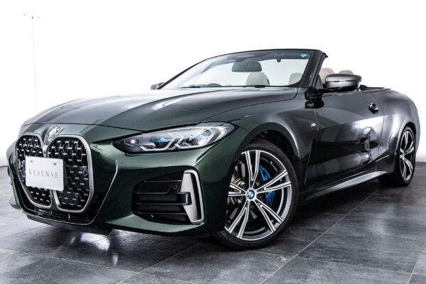 4シリーズカブリオレM440i xドライブ 4WD