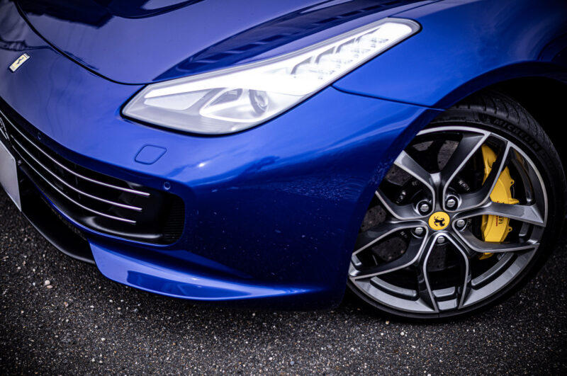 フェラーリ・GTC4ルッソT(2019)王道から少し外れたフェラーリに惹かれる理由