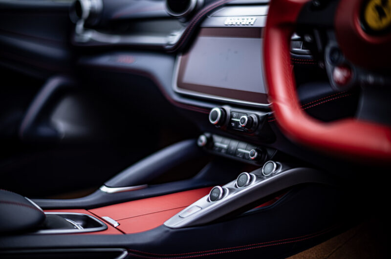 フェラーリ・GTC4ルッソT（2019）王道から少し外れたフェラーリに惹かれる理由
