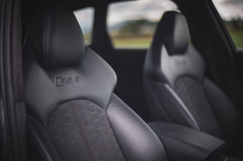 アウディ・RS6 アバント(2017)アウディの魅力、全部載せ