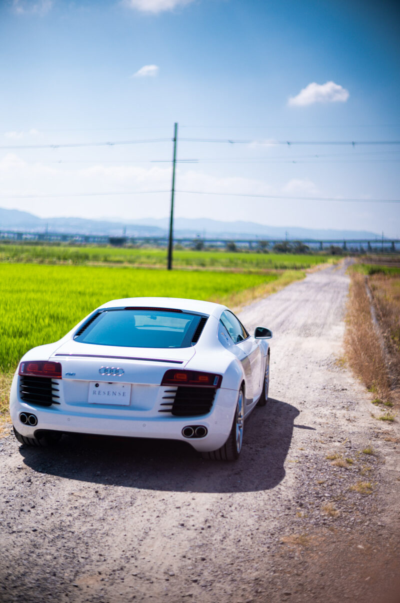 アウディ・R8（2011）どこまでも走り続けたくなるR8