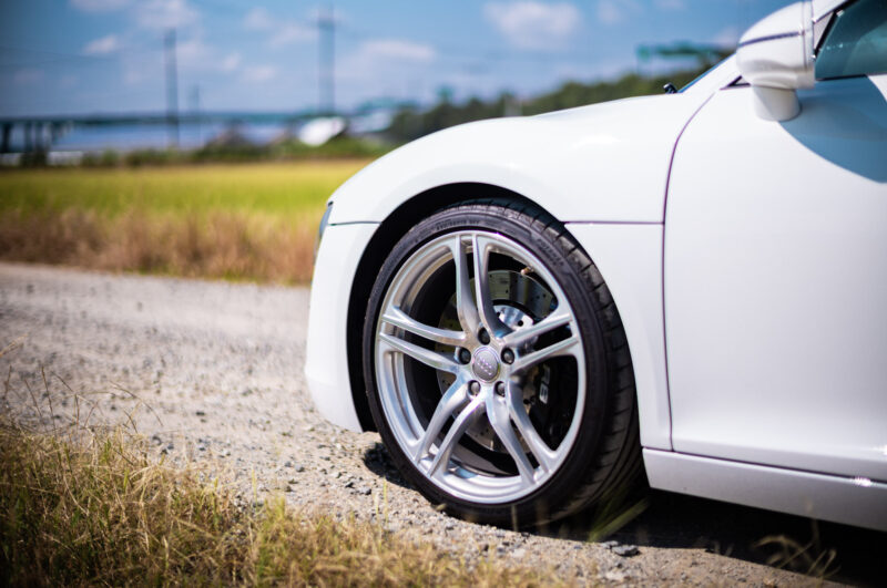アウディ・R8（2011）どこまでも走り続けたくなるR8