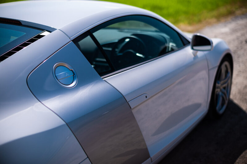 アウディ・R8（2011）どこまでも走り続けたくなるR8
