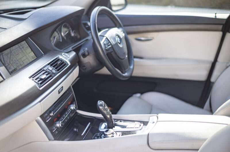 BMW・550i グランツーリスモ（2010）わがままなクルマ選びの終着点
