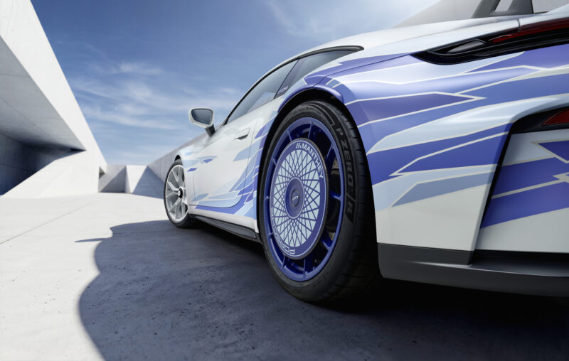 30台限定 ポルシェ911 GT3 アルティザンエディション ポルシェジャパン設立30周年を記念