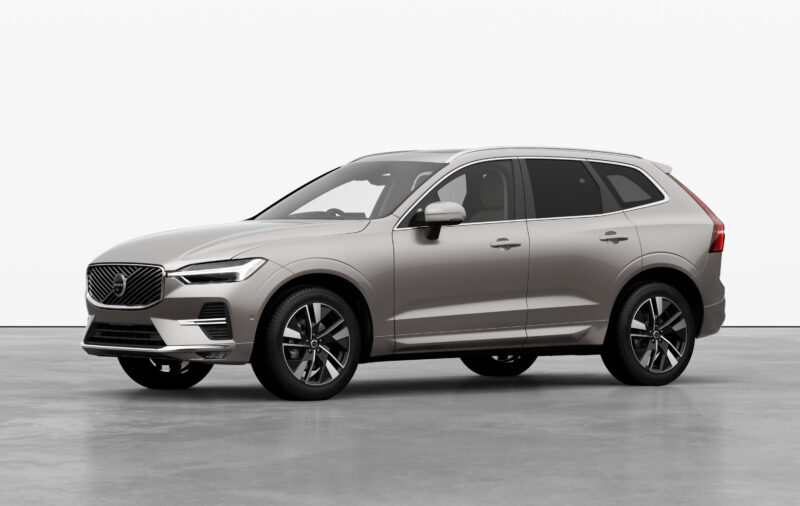 ボルボXC60　ラインナップ変更と50台限定の特別モデル発売