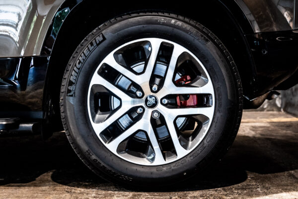 ディフェンダー 110X 3.0L D300 4WD