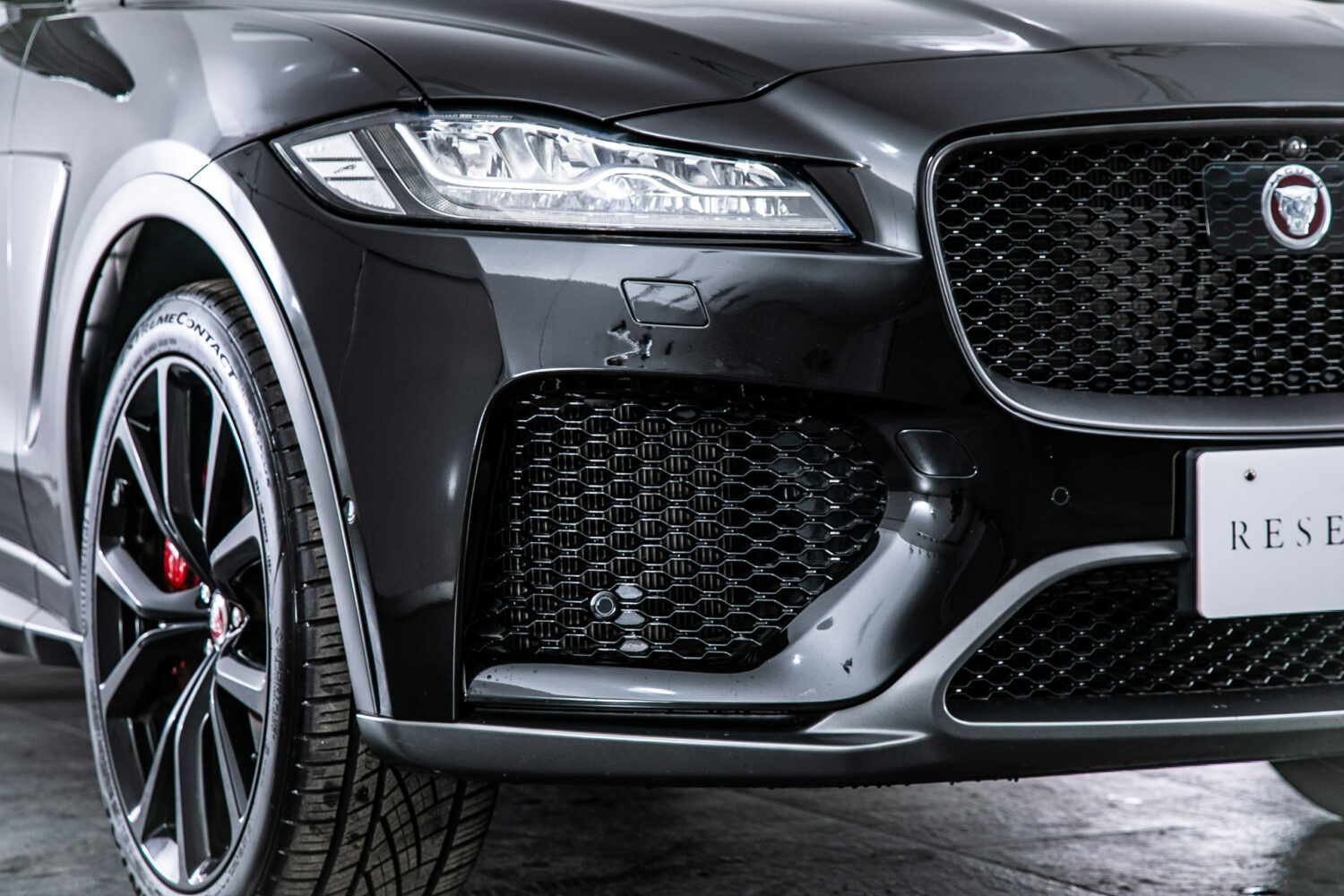 Fペイス SVR 5.0L P550 4WD
