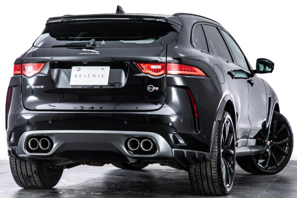 Fペイス SVR 5.0L P550 4WD