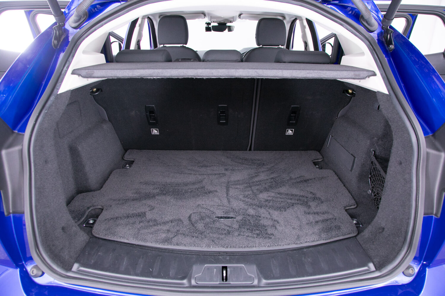 Eペイス 2.0L P200 4WD