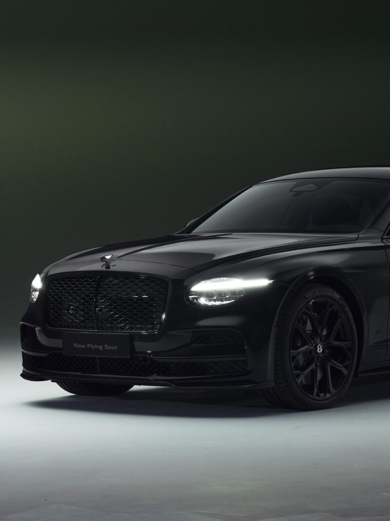 「S」モデルも復活　ベントレー　新型フライングスパー発表と受注開始