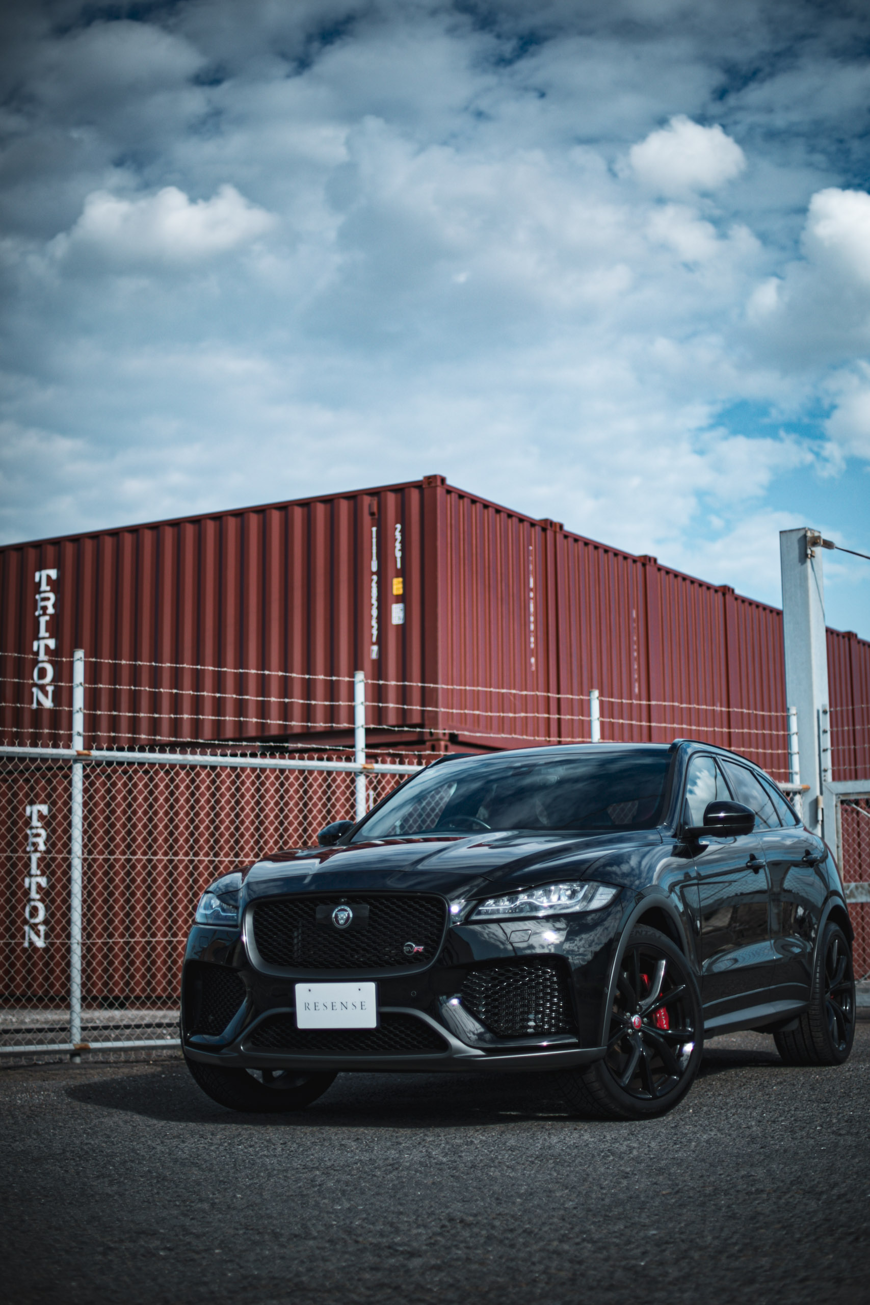 ジャガー・FペイスSVR（2020）他にないこの鼓動