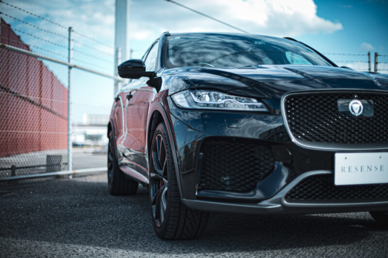 ジャガー・FペイスSVR（2020）他にないこの鼓動