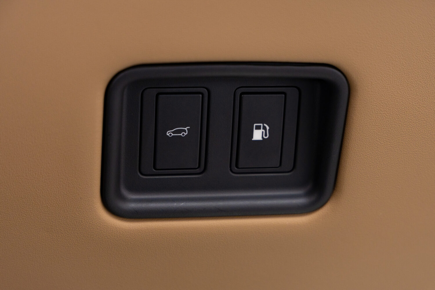 レンジローバー オートバイオグラフィ3.0L P550e SWB 4WD