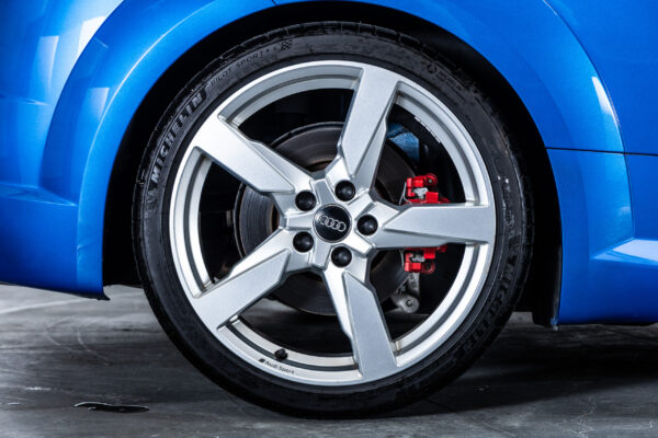 TT RSクーペ 2.5 クワトロ
