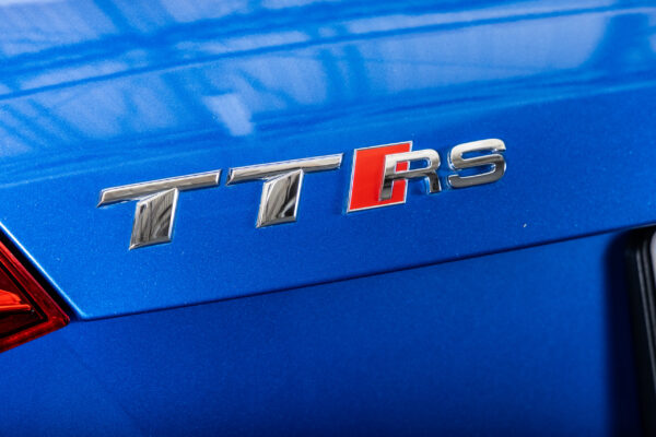 TT RSクーペ 2.5 クワトロ