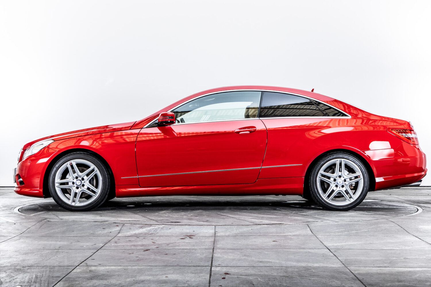 Eクラスクーペ E350BlueEFFICIENCY AMGスポーツパッケージ