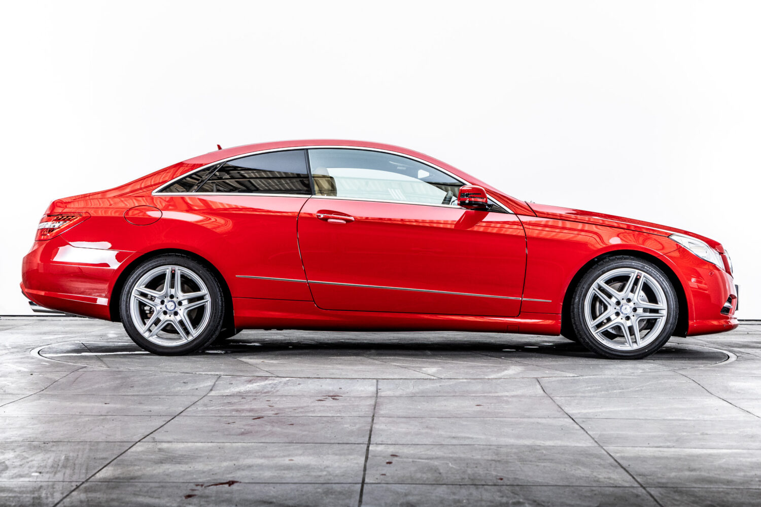 Eクラスクーペ E350BlueEFFICIENCY AMGスポーツパッケージ
