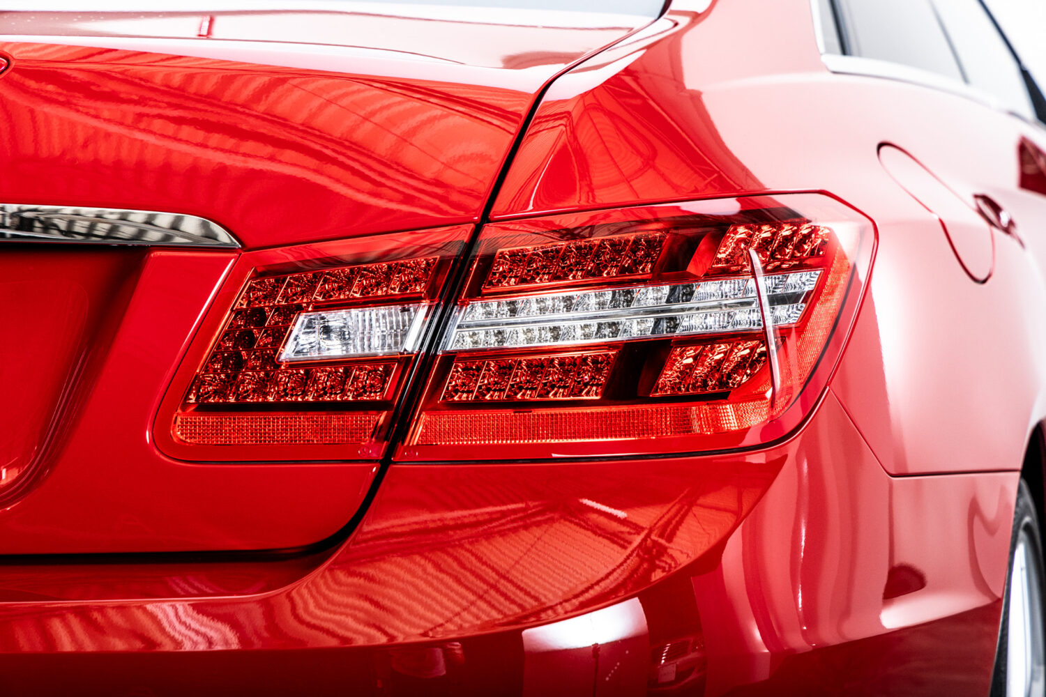 Eクラスクーペ E350BlueEFFICIENCY AMGスポーツパッケージ