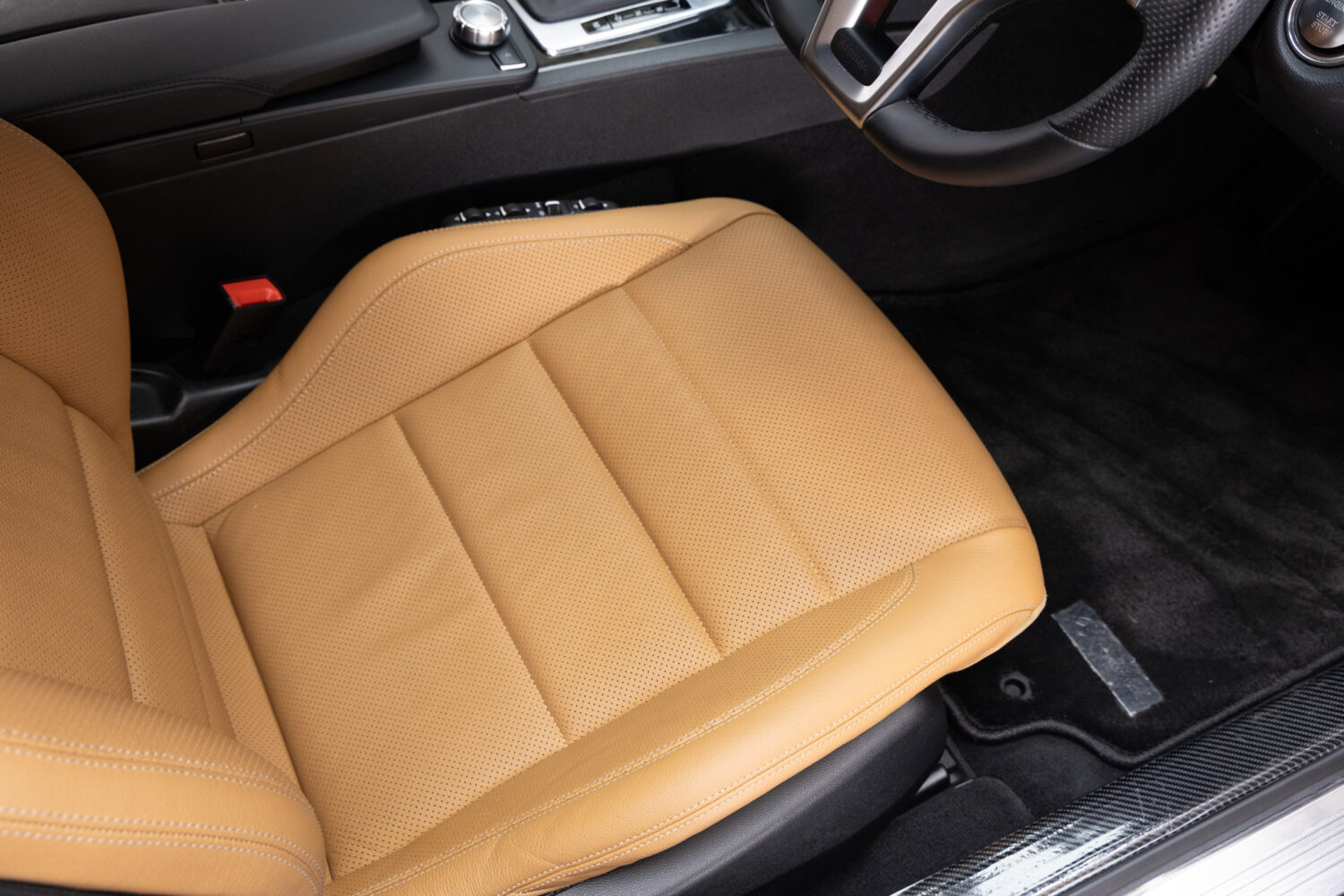 Eクラスクーペ E350BlueEFFICIENCY AMGスポーツパッケージ