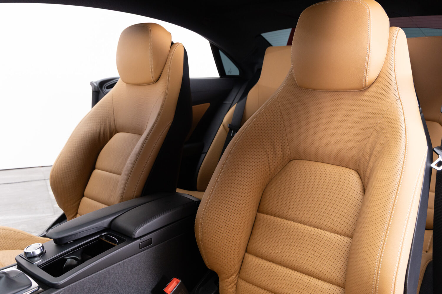Eクラスクーペ E350BlueEFFICIENCY AMGスポーツパッケージ