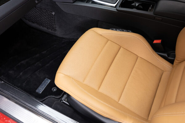 Eクラスクーペ E350BlueEFFICIENCY AMGスポーツパッケージ