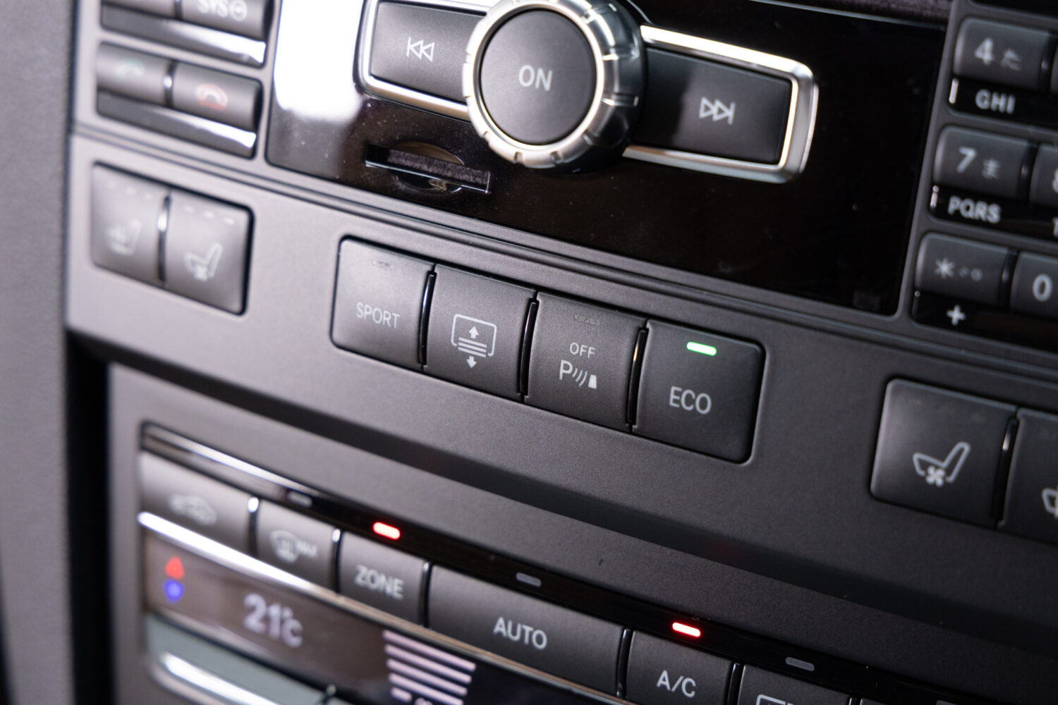 Eクラスクーペ E350BlueEFFICIENCY AMGスポーツパッケージ