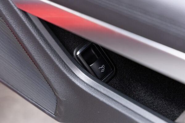 Eクラスクーペ E350BlueEFFICIENCY AMGスポーツパッケージ