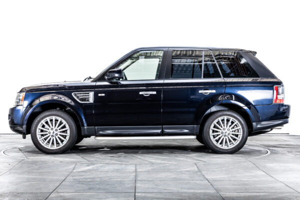レンジローバースポーツ 5.0V8 4WD