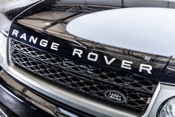 レンジローバースポーツ 5.0V8 4WD