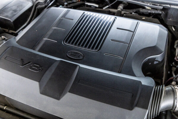 レンジローバースポーツ 5.0V8 4WD