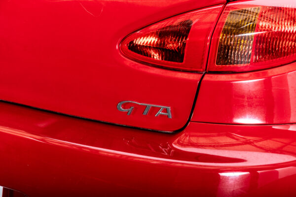 アルファ147 GTAセレスピード