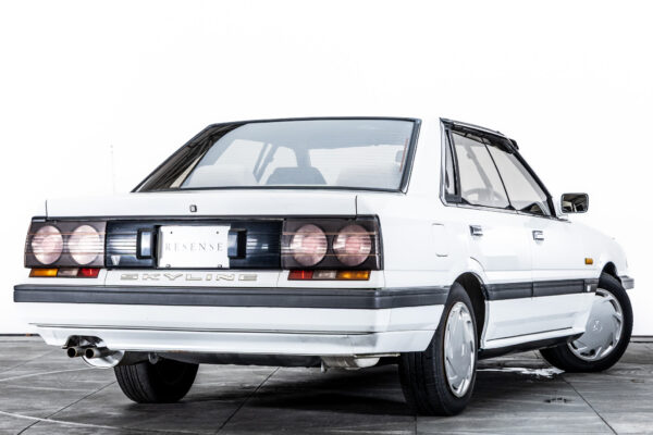 スカイライン 2.0 GT