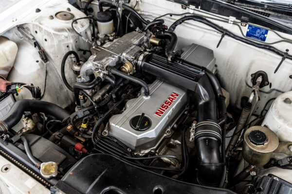 スカイライン 2.0 GT