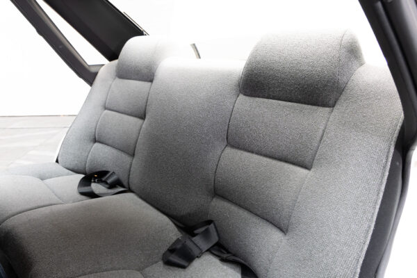 スカイライン 2.0 GT