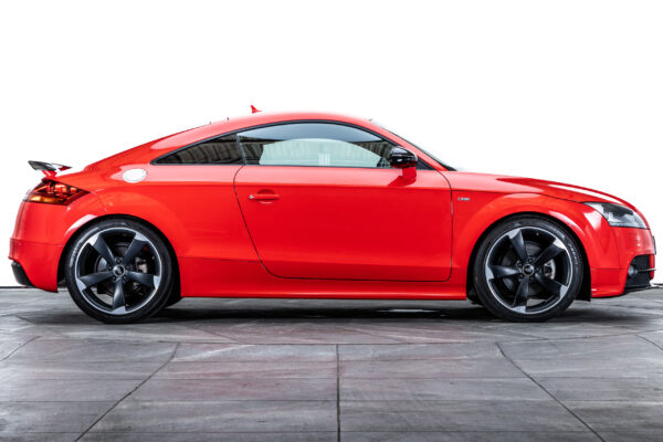TTクーペ 1.8TFSI Sラインコンペティション