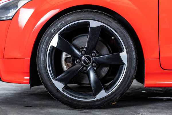 TTクーペ 1.8TFSI Sラインコンペティション