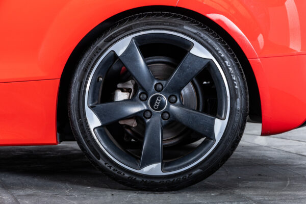 TTクーペ 1.8TFSI Sラインコンペティション