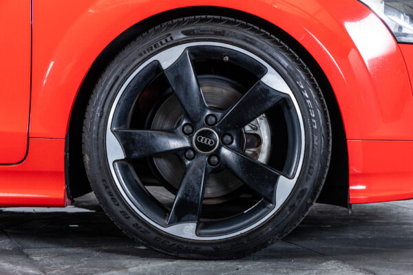 TTクーペ 1.8TFSI Sラインコンペティション