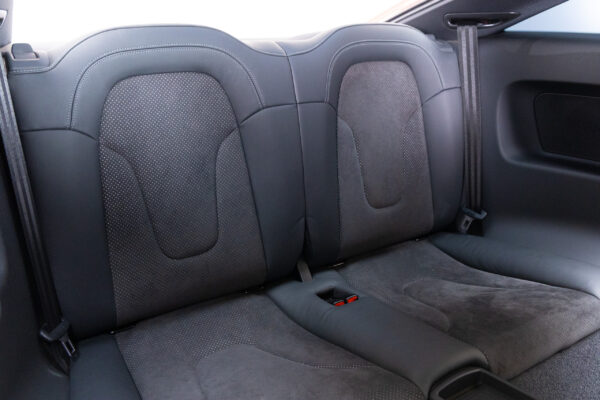 TTクーペ 1.8TFSI Sラインコンペティション