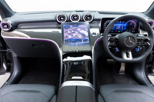 GLCクーペ GLC63S Eパフォーマンス 4WD